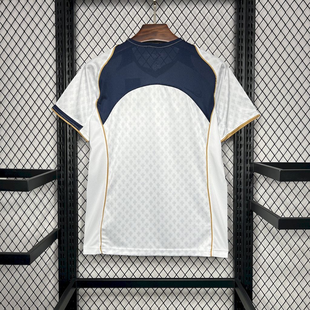 MAILLOT PORTUGAL 2004 EXTERIEUR RETRO