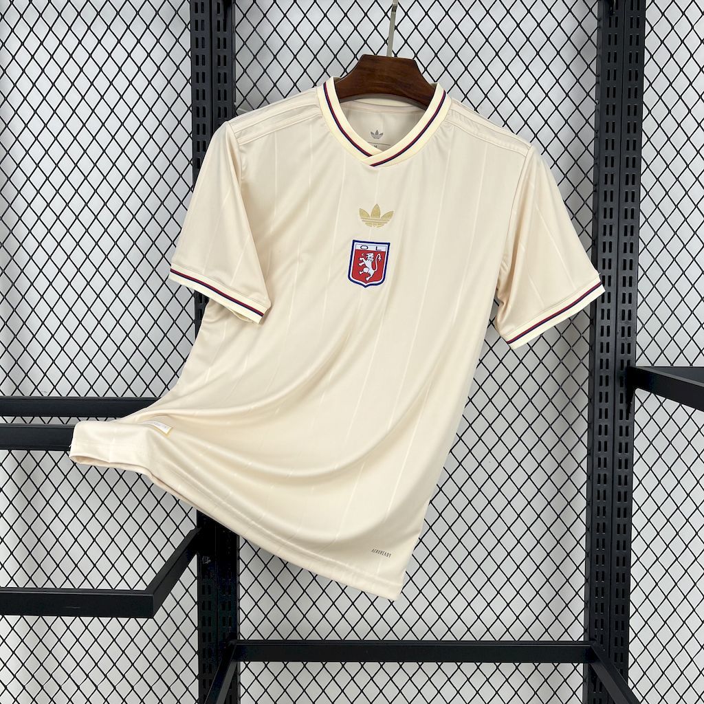 MAILLOT OLYMPIQUE LYONNAIS 2025/26 CONCEPT