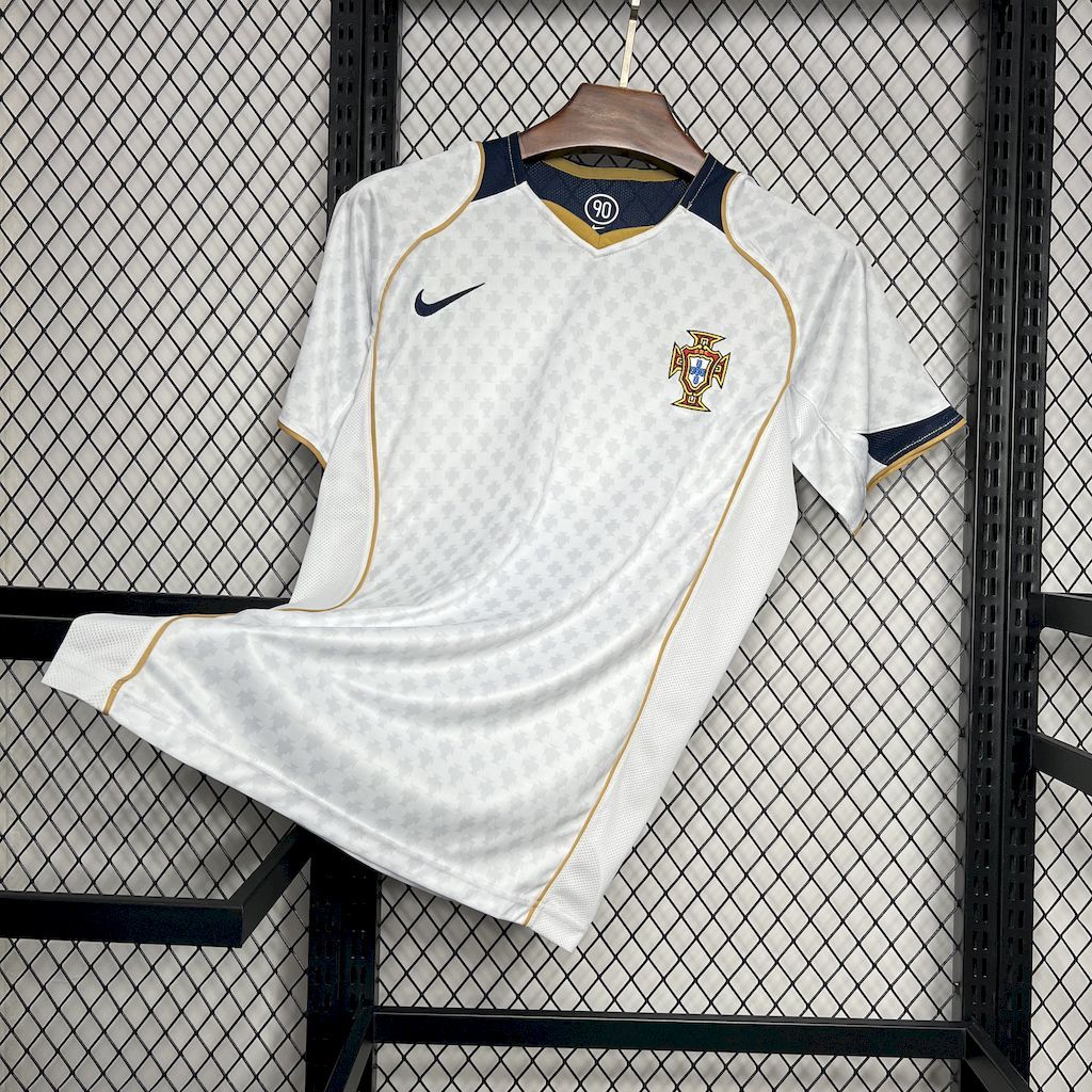 MAILLOT PORTUGAL 2004 EXTERIEUR RETRO