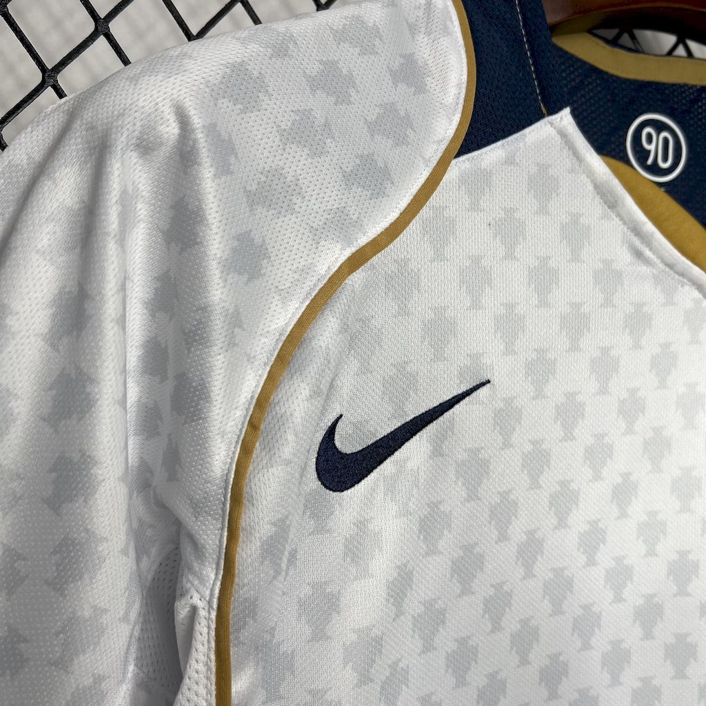 MAILLOT PORTUGAL 2004 EXTERIEUR RETRO