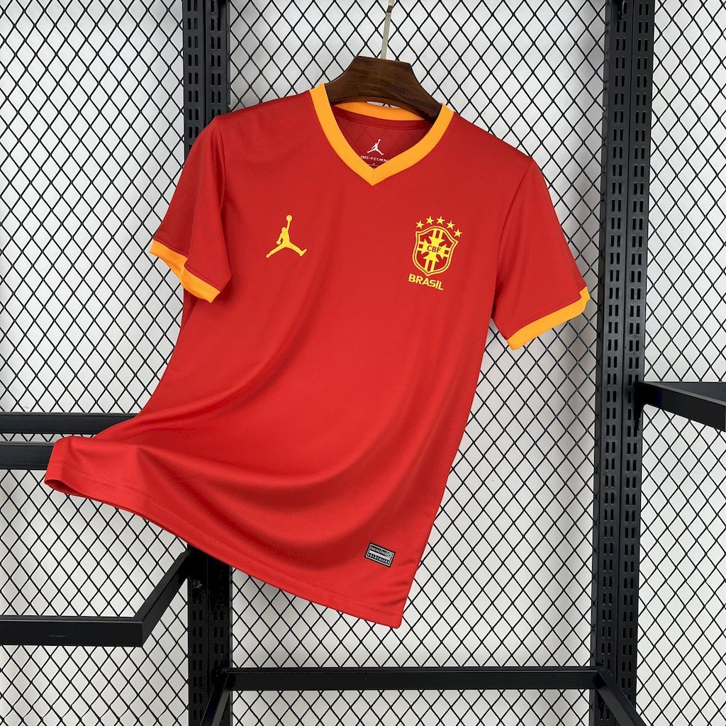 MAILLOT BRESIL 2025/26 JORDAN ROUGE