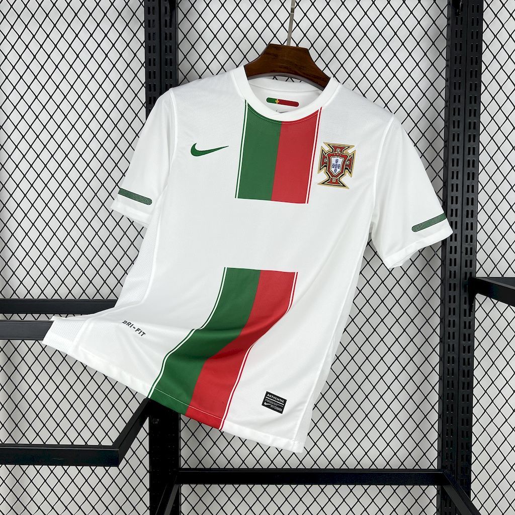 MAILLOT PORTUGAL 2010 EXTERIEUR RETRO